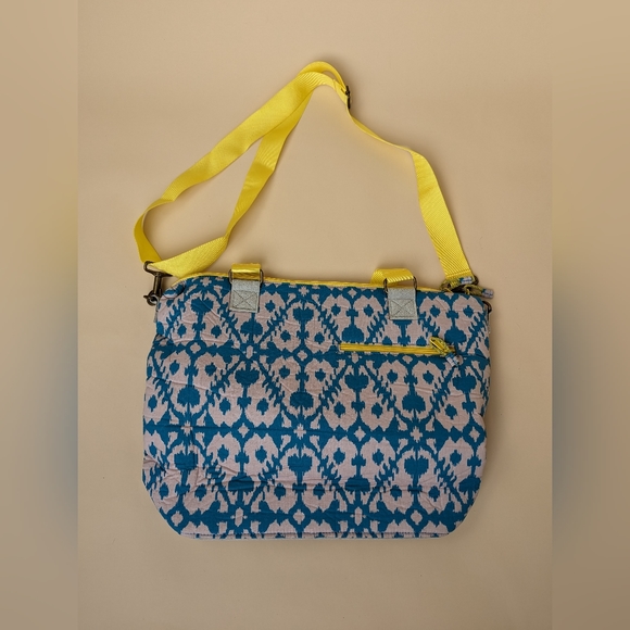 KAVU Barbs Bag Crossbody Bag Padded Travel Purse - Picture 2 of 12